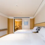 Ji Hotel Shanghai Great Wall Tower